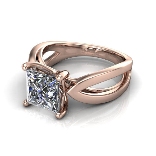 Aisha Princess Shape Classic Engagement Ring in 18K Rose Gold