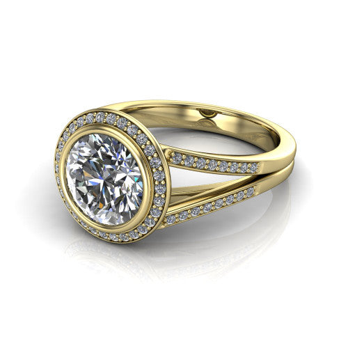 Daphne round halo engagement ring in 18K Yellow Gold, three-quarter perspective showing the haloed center raised above a pav&eacute; split shank