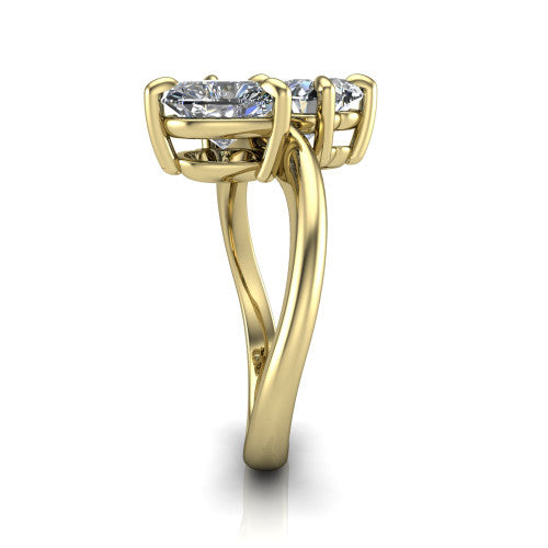 Thalia Heart Shape Classic Engagement Ring in 18K Yellow Gold