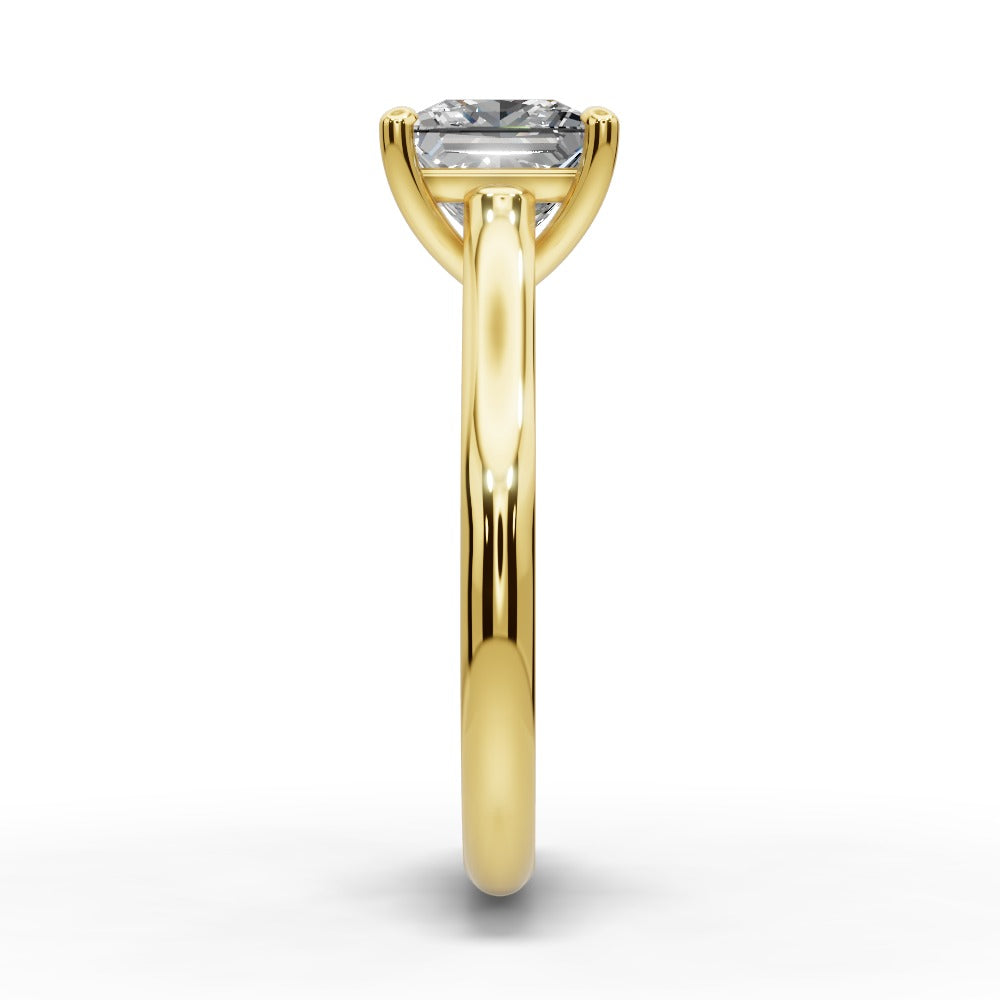 Saylor Princess Shape Classic Engagement Ring in 18K Yellow Gold